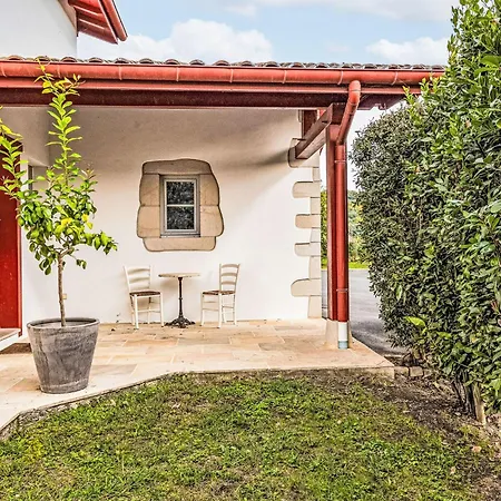 Olhako Bidea By Interhome بيت للعطل