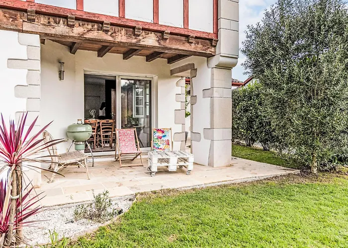 Olhako Bidea By Interhome ساري