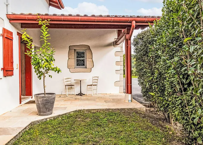 Olhako Bidea By Interhome بيت للعطل